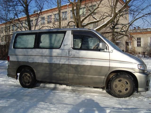 2002 Mazda Bongo Friendee