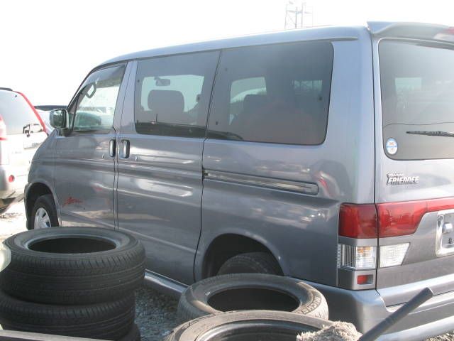 2002 Mazda Bongo Friendee