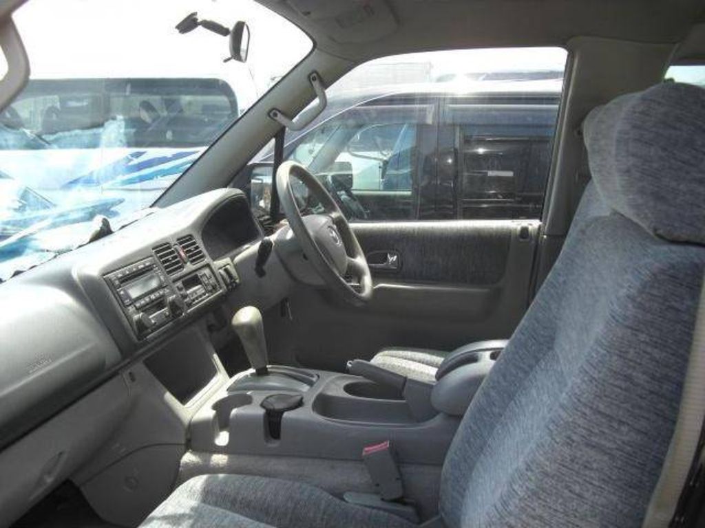 2002 Mazda Bongo Friendee