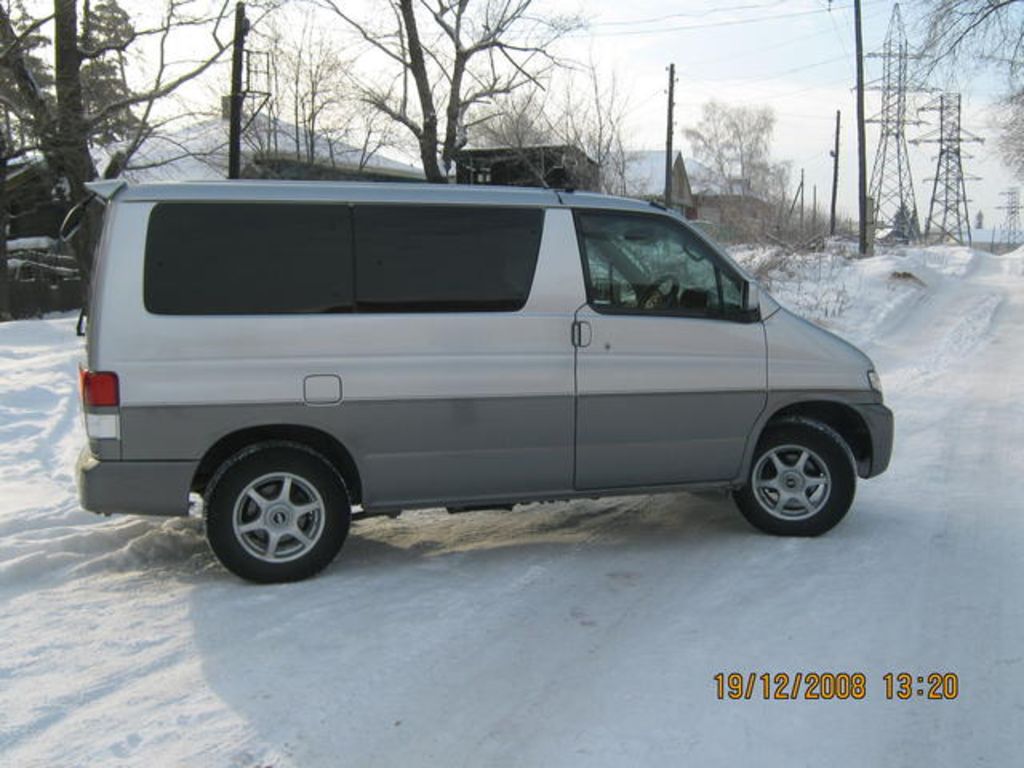 2002 Mazda Bongo Friendee
