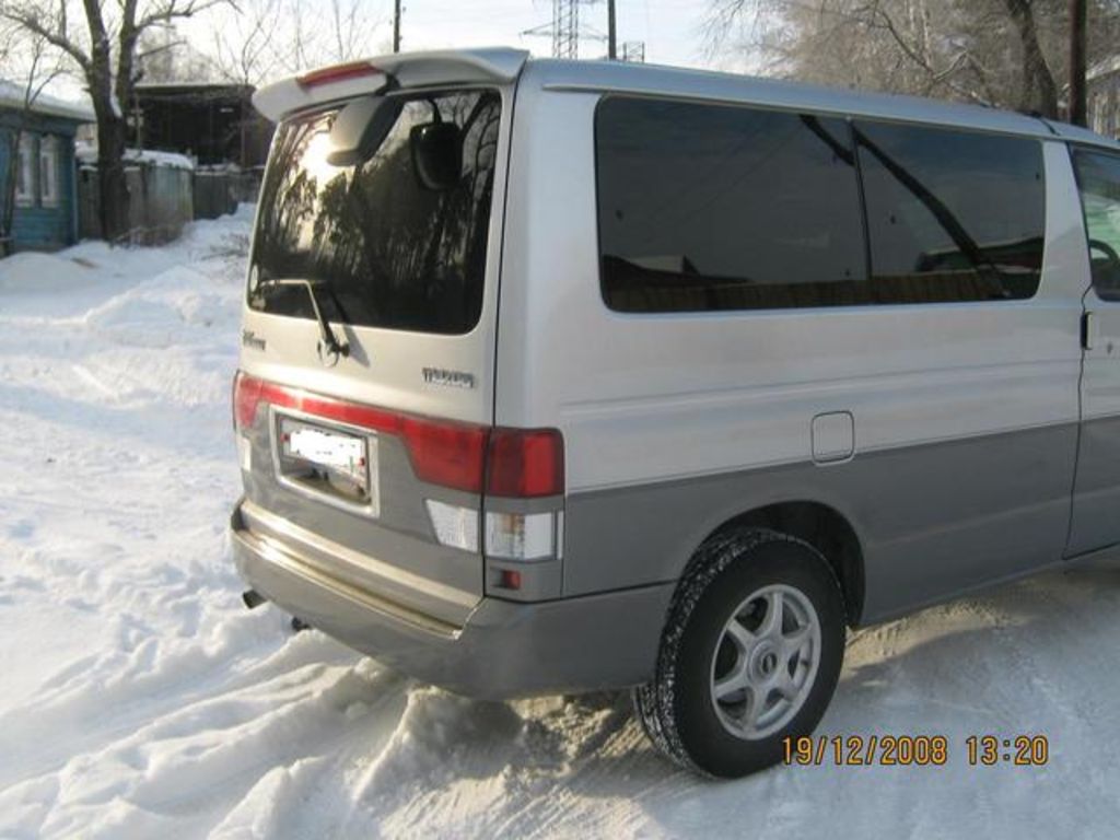2002 Mazda Bongo Friendee