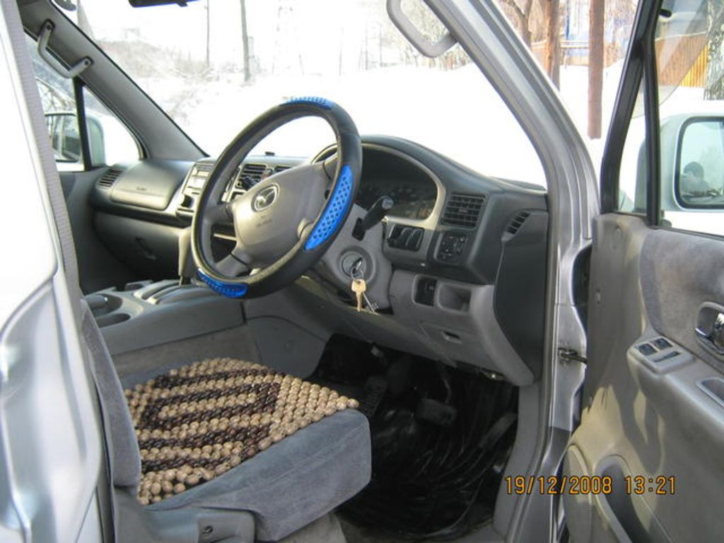 2002 Mazda Bongo Friendee