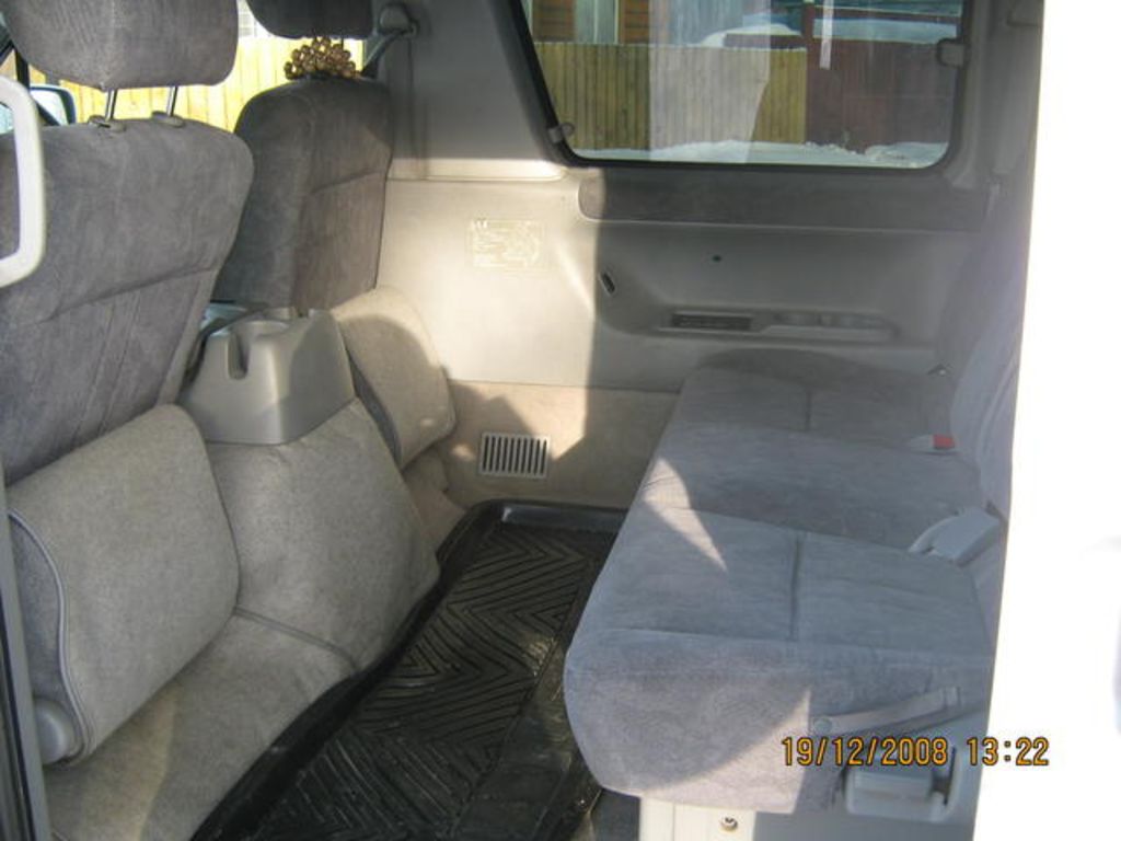2002 Mazda Bongo Friendee