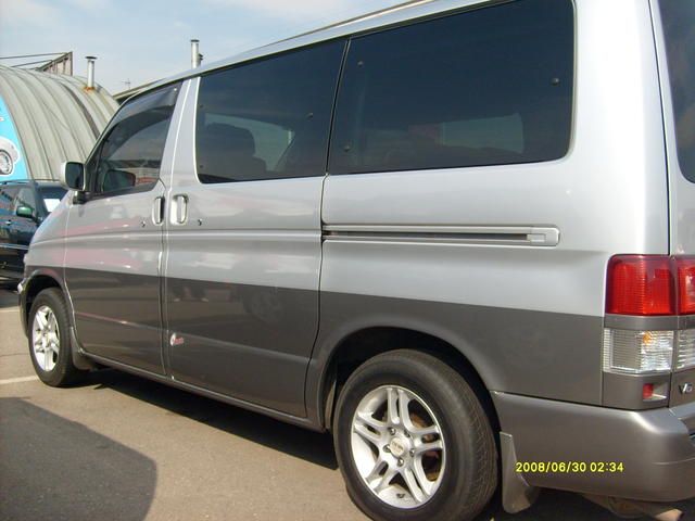 2002 Mazda Bongo Friendee