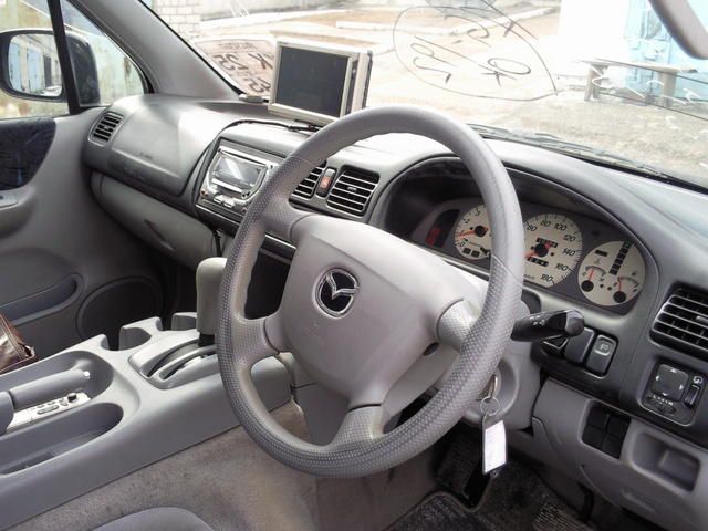 2002 Mazda Bongo Friendee