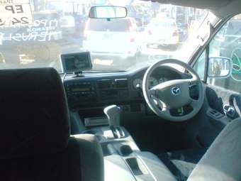 2002 Mazda Bongo Friendee Photos