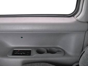 2002 Mazda Bongo Friendee Pics