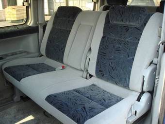 2002 Mazda Bongo Friendee Pictures