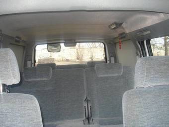 2002 Mazda Bongo Friendee Pics