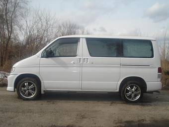 2002 Mazda Bongo Friendee Photos