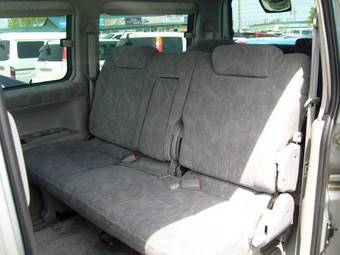 2002 Mazda Bongo Friendee Photos