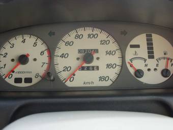 2002 Mazda Bongo Friendee Pictures