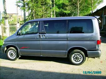 2002 Mazda Bongo Friendee Pictures