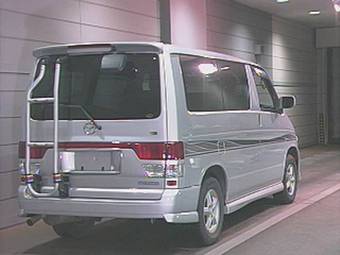 2002 Mazda Bongo Friendee Photos