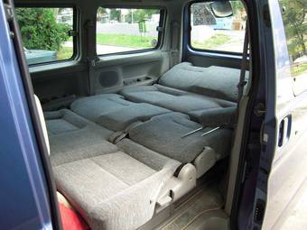 2002 Mazda Bongo Friendee Pictures