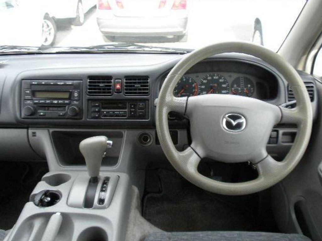 2003 Mazda Bongo Friendee