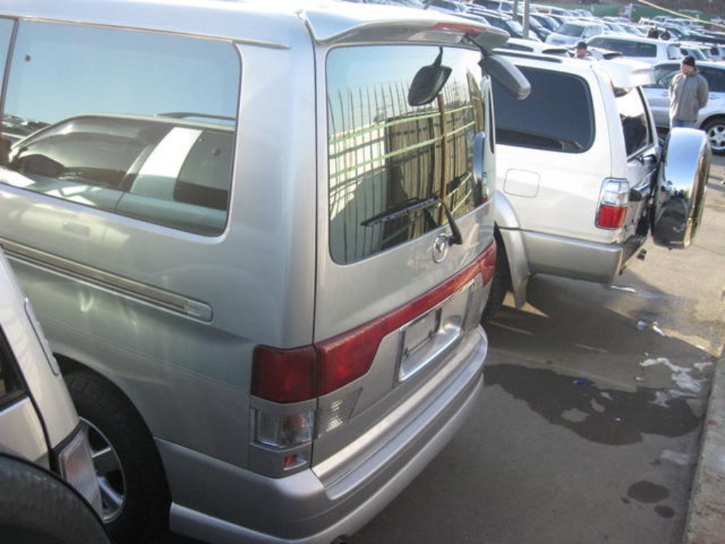 2003 Mazda Bongo Friendee