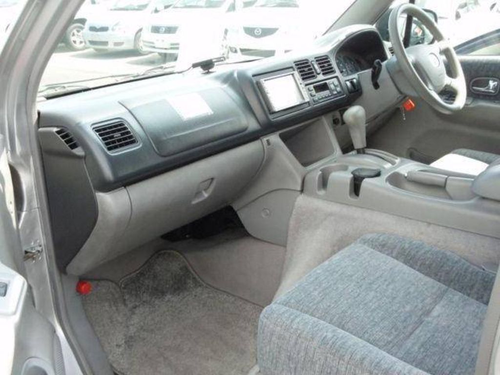 2003 Mazda Bongo Friendee