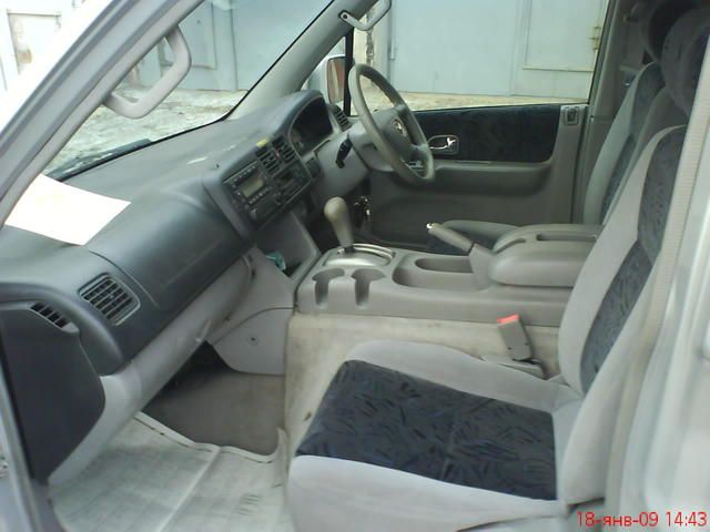 2003 Mazda Bongo Friendee