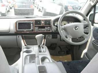 2003 Mazda Bongo Friendee Pictures