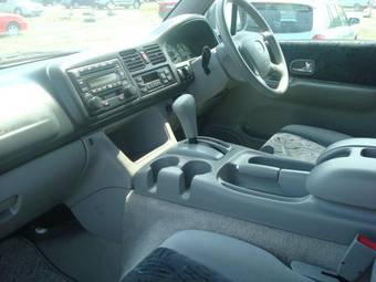 2003 Mazda Bongo Friendee Photos