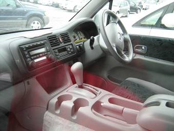 2004 Mazda Bongo Friendee Pictures