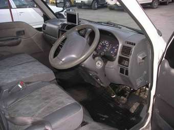 2001 Mazda Bongo Van Pictures