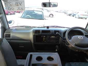 2003 Mazda Bongo Van Pictures