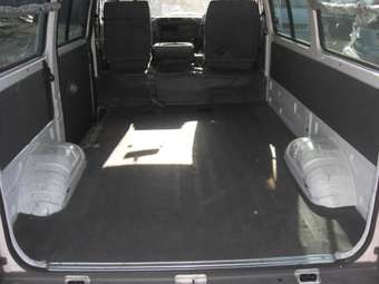 2004 Mazda Bongo Van Pictures