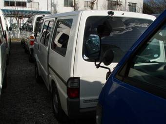 2004 Mazda Bongo Van Pictures