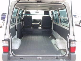 2005 Mazda Bongo Van Pictures