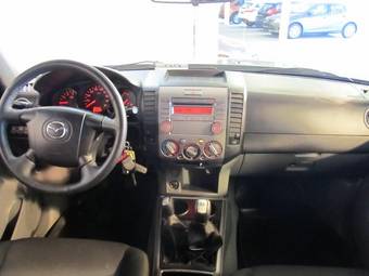 2010 Mazda BT-50 Pictures