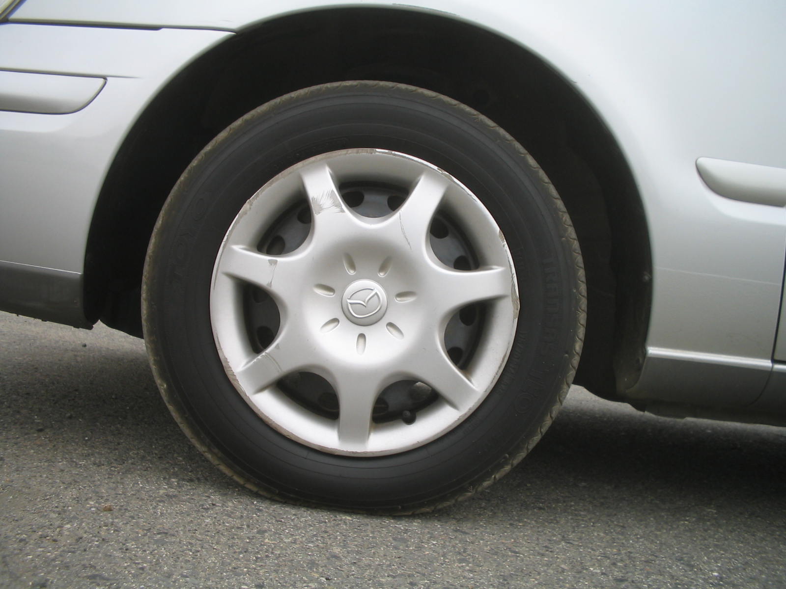 1998 Mazda Capella Pics