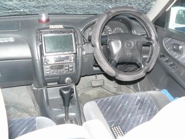 1999 Mazda Capella