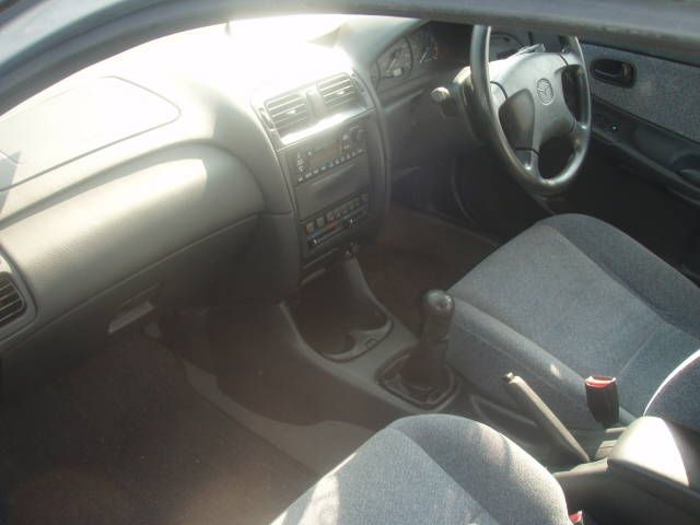 1999 Mazda Capella