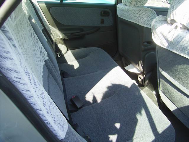 1999 Mazda Capella Pictures