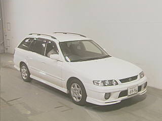 1999 Mazda Capella Images