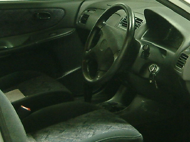 1999 Mazda Capella Pictures