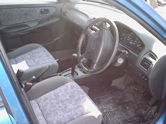 1999 Mazda Capella Pictures