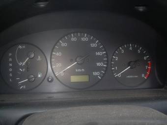 1999 Mazda Capella Pictures