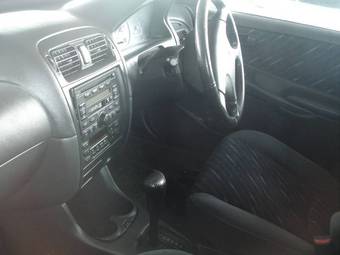 1999 Mazda Capella Photos