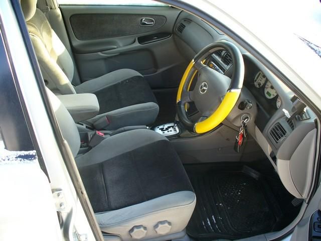 2000 Mazda Capella