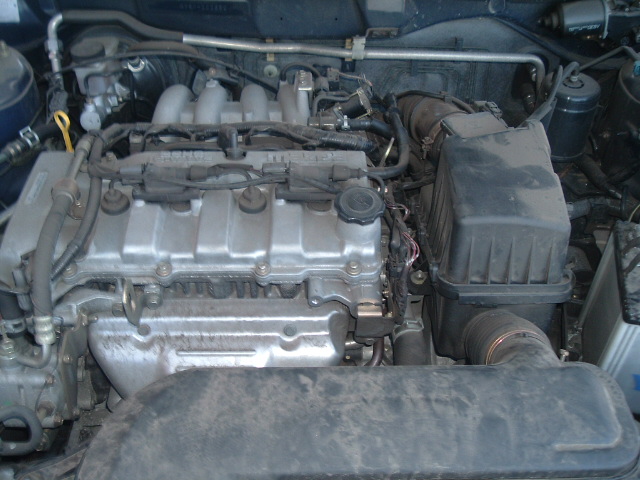 2000 Mazda Capella Photos