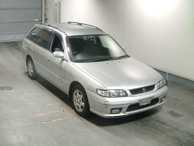 2000 Mazda Capella Photos