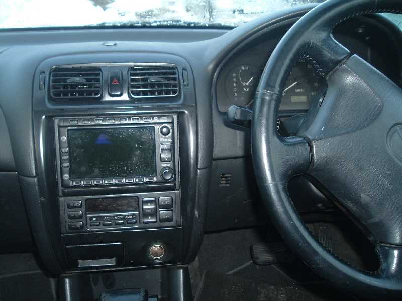 2000 Mazda Capella Photos