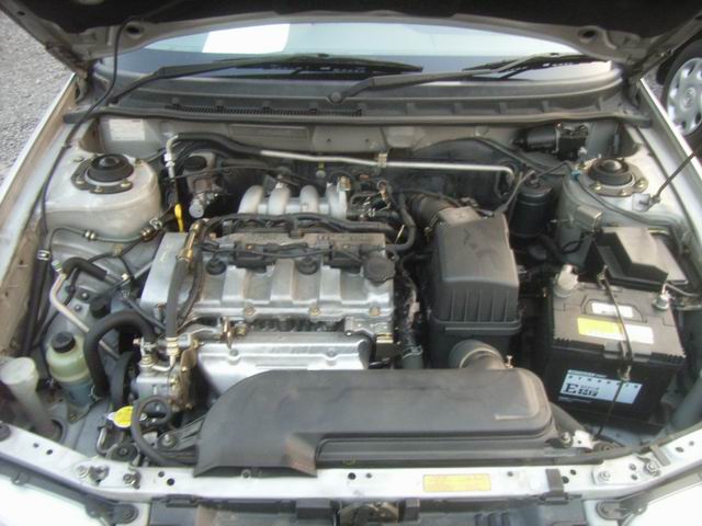 2000 Mazda Capella Pictures