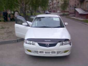 2000 Mazda Capella Pics