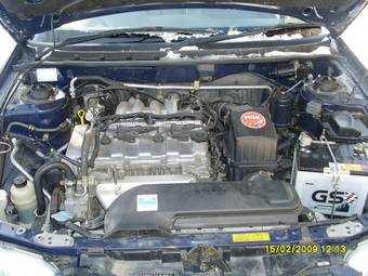 2000 Mazda Capella Photos