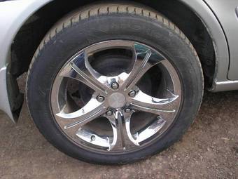 2000 Mazda Capella Pictures