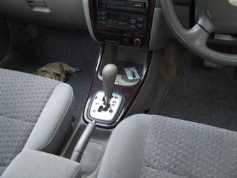 2000 Mazda Capella Pictures